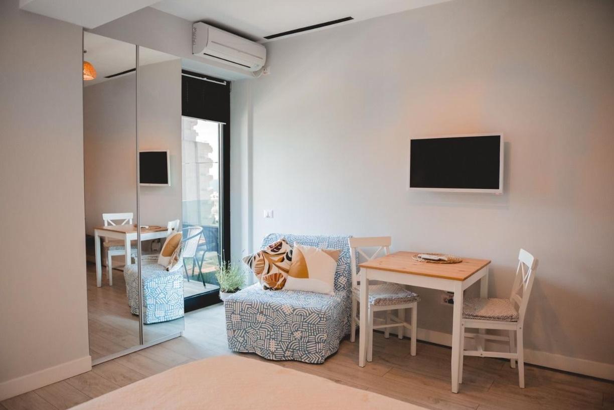 Seaside Studio Blue Bike مامايا المظهر الخارجي الصورة